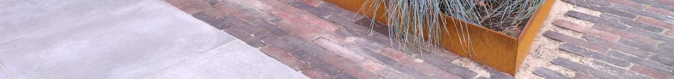 Corten steel garden edgings
