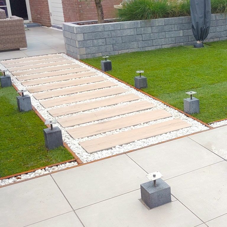 Corten steel border edge angled 12 cm complete set per 24 metres