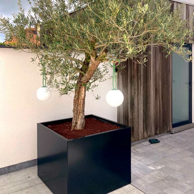 Powder coated steel planter Miami 100 x 100 cm