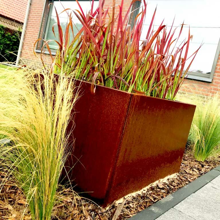 Corten steel planter Miami 60 x 60 cm