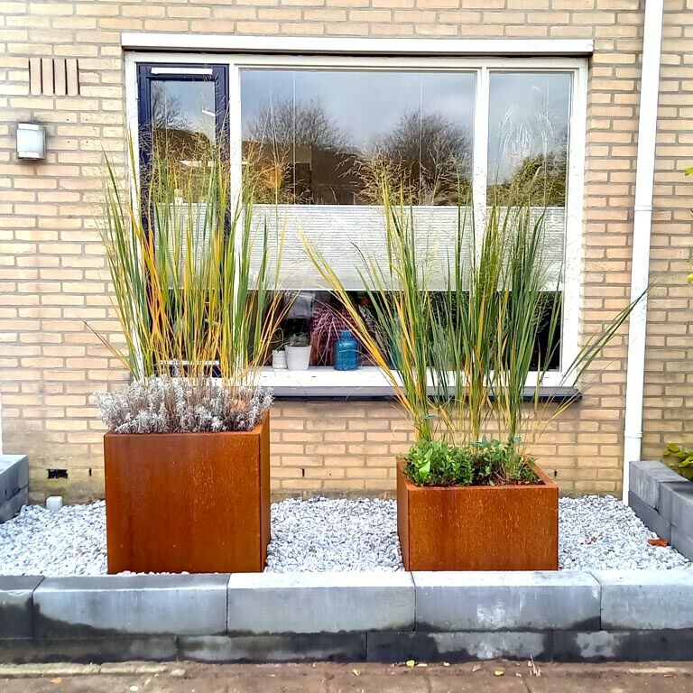 Corten steel planter Miami 60 x 60 cm