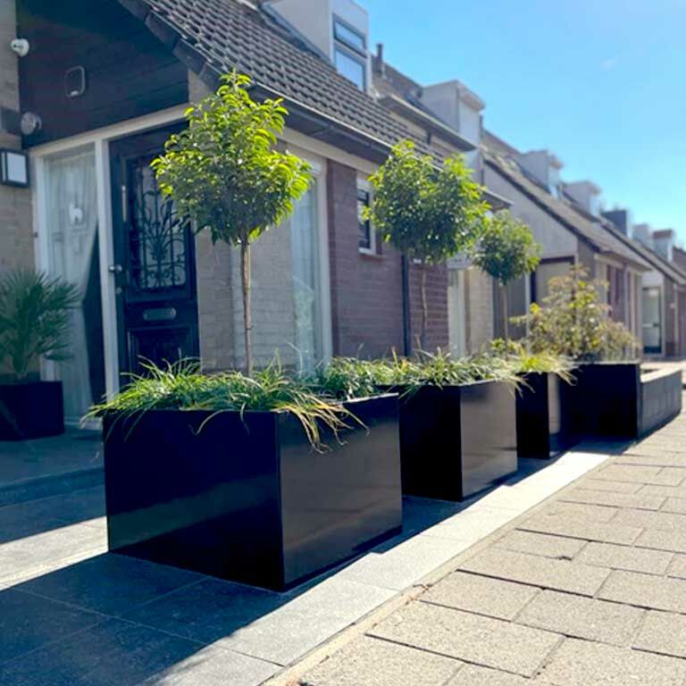 Powder coated steel planter Miami 80 x 80 cm