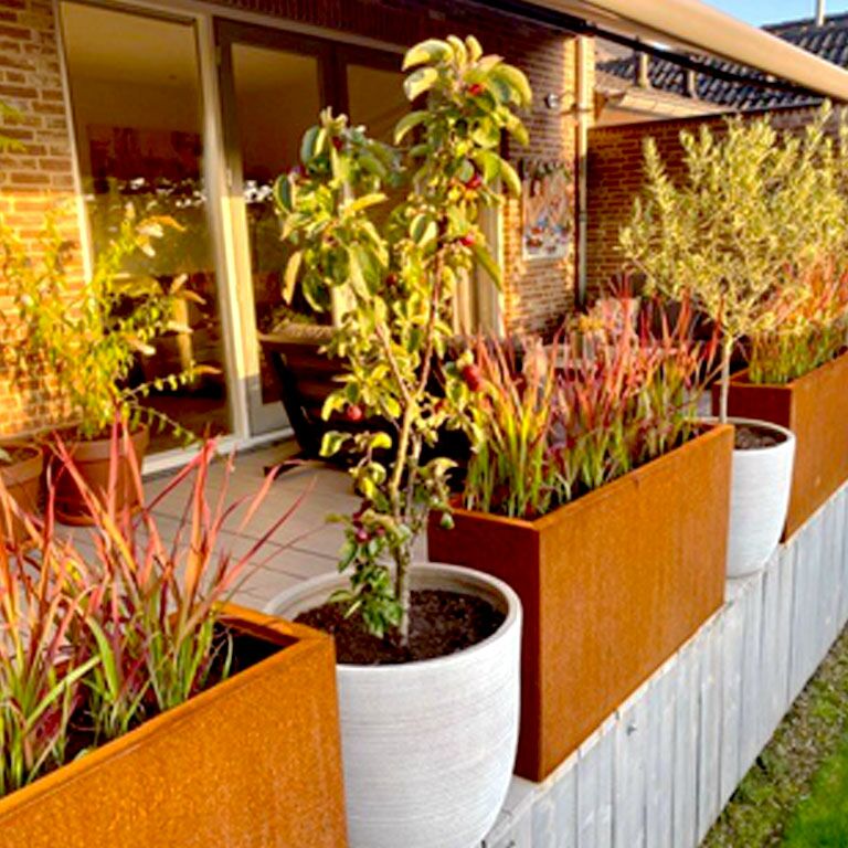 Corten steel planter Texas 30 x 120 cm