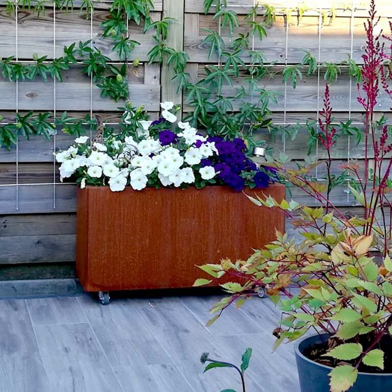 Corten steel planter Texas 30 x 80 cm