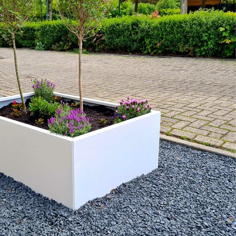 Powder coated steel planter Texas 40 x 50 cm