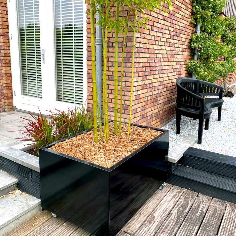Powder coated steel planter Texas 50 x 60 cm