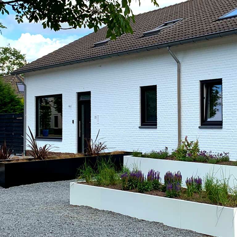 Powder coated steel planter Texas xxl 400 x 100 cm