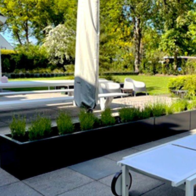 Powder coated steel planter Texas xxl 400 x 50 cm