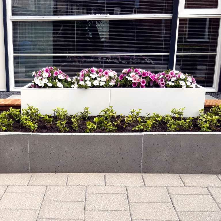 Powder coated steel planter Texas xxl 200 x 60 cm