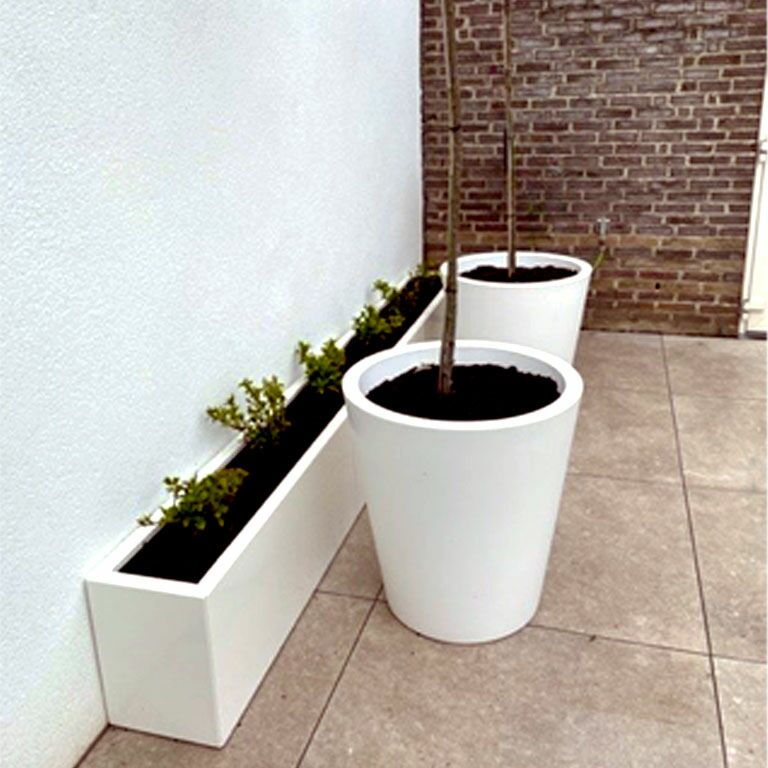 Powder coated steel planter Texas xxl 300 x 30 cm