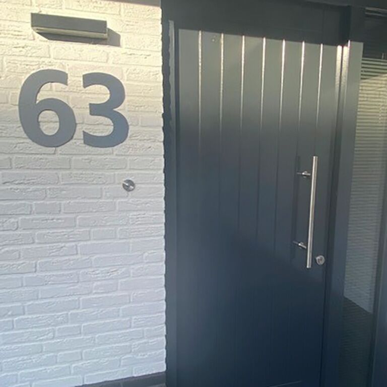 Stainless steel house number 3 - 30 cm