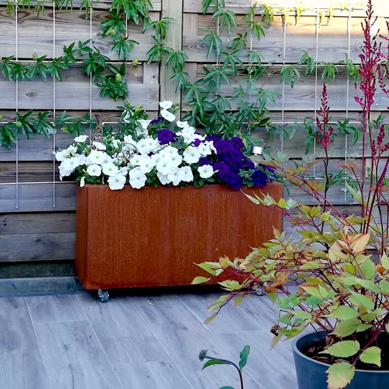 Corten steel planter Texas 30 x 80 cm
