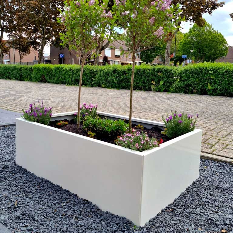 Powder coated steel planter Texas 50 x 80 cm