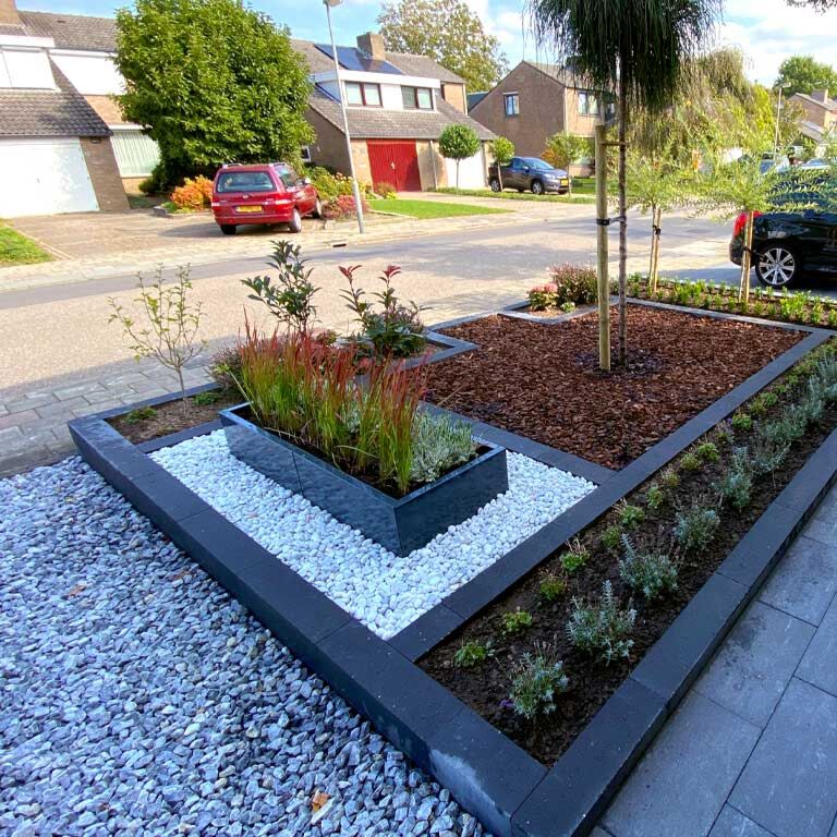Powder coated steel planter Texas xxl 150 x 50 cm