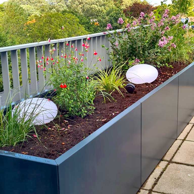Powder coated steel planter Texas xxl 360 x 60 cm