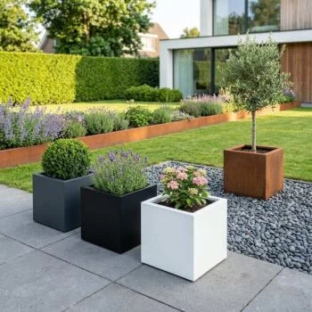 Steel planter - Square - 30 x 30 x 40 cm - RAL7016 matt (anthracite grey) - With bottom plate - With wheels