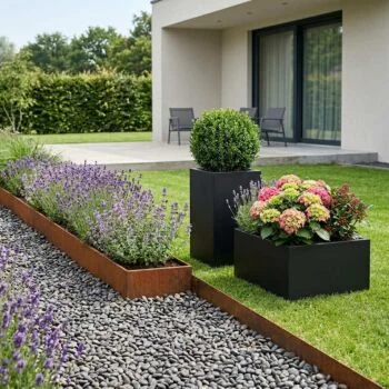 Steel planter - Square - 50 x 50 x 40 cm - RAL9005 matt (black) - With bottom plate - With wheels
