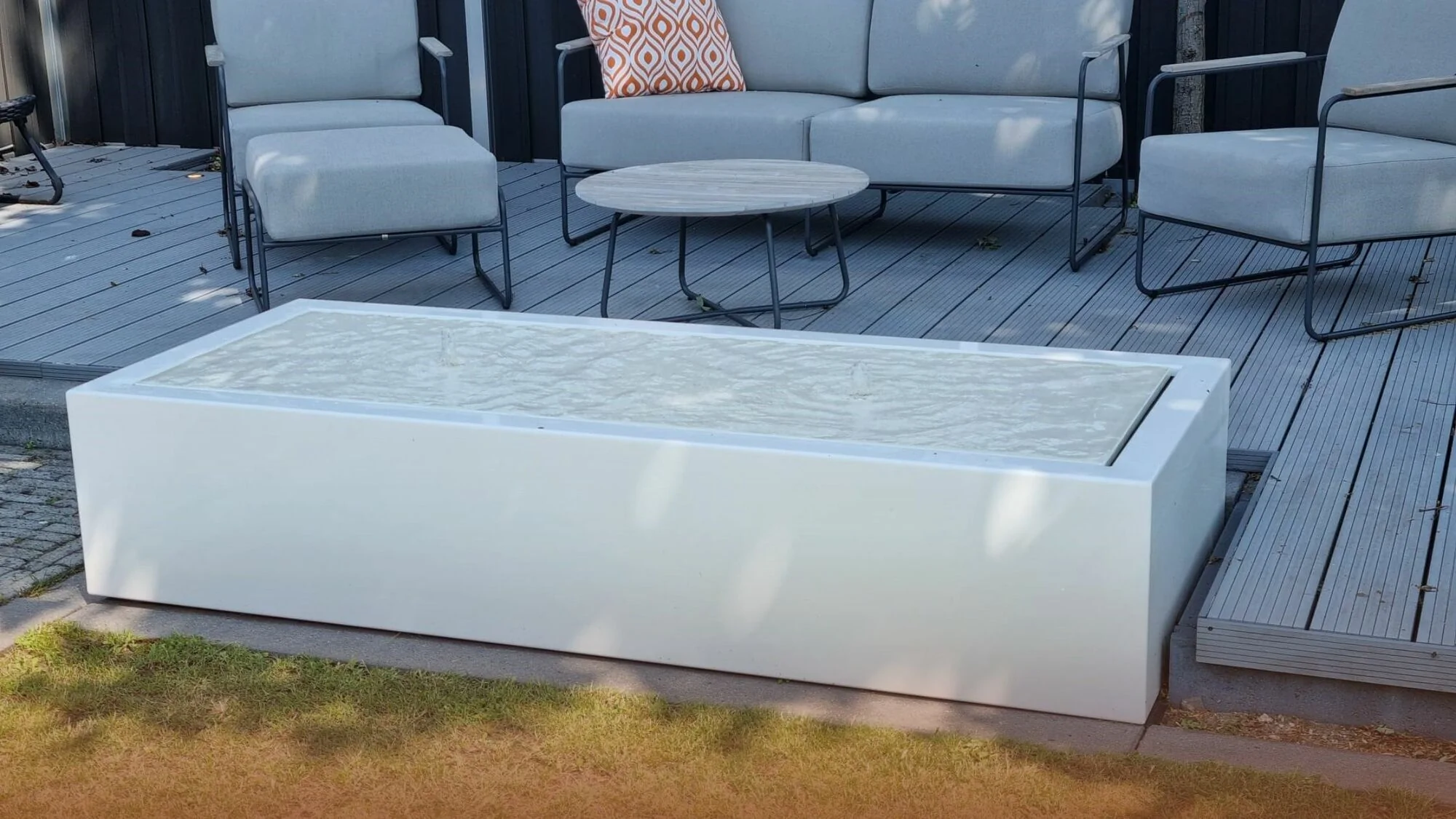 How do I maintain my water table or water ornament?