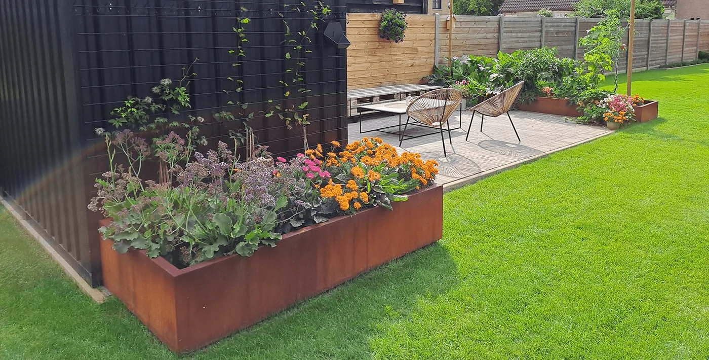 Designing a small garden: inspiration and ideas